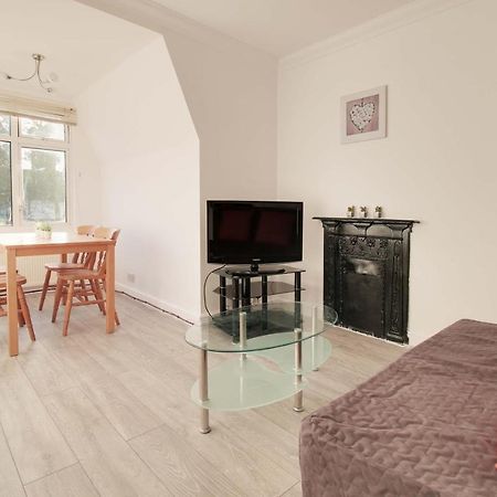 34 New Road Apartment Rochester  Bagian luar foto