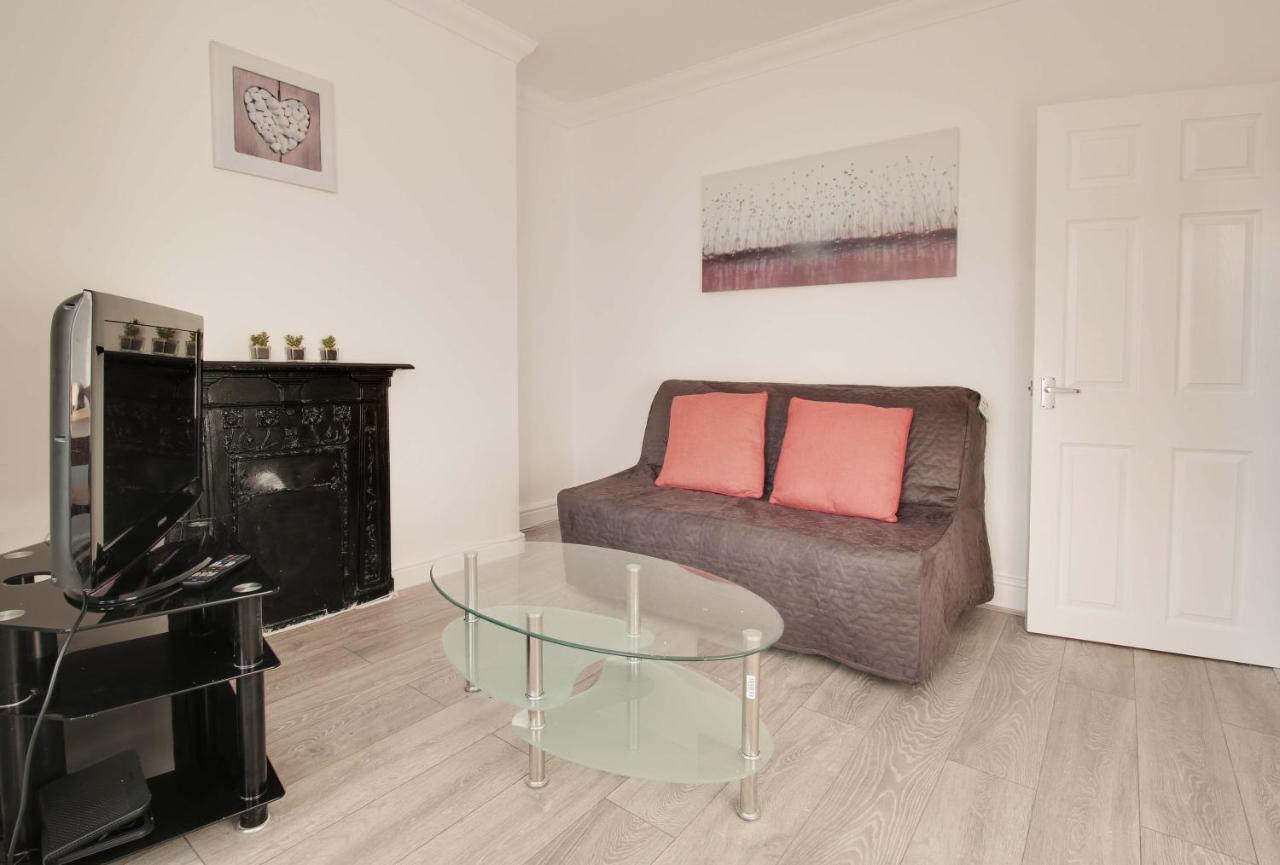 34 New Road Apartment Rochester  Bagian luar foto