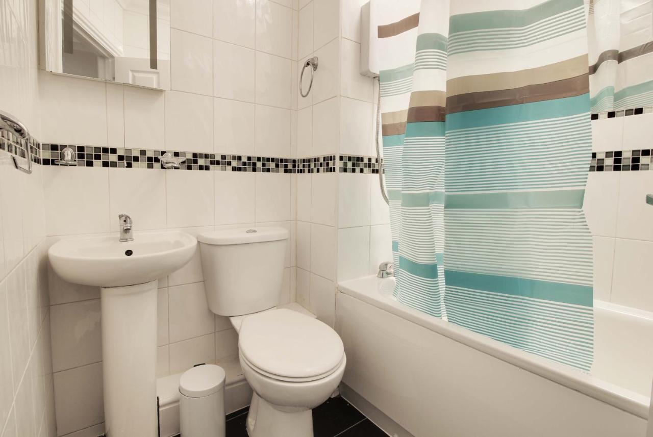 34 New Road Apartment Rochester  Bagian luar foto
