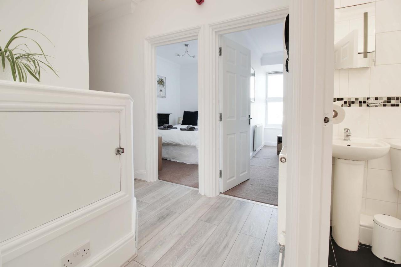 34 New Road Apartment Rochester  Bagian luar foto
