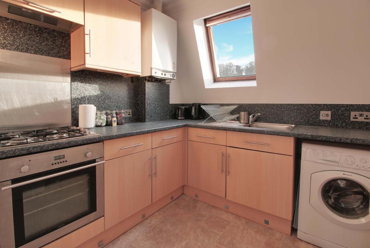 34 New Road Apartment Rochester  Bagian luar foto